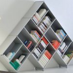 Model Rak Buku Unik Piramida