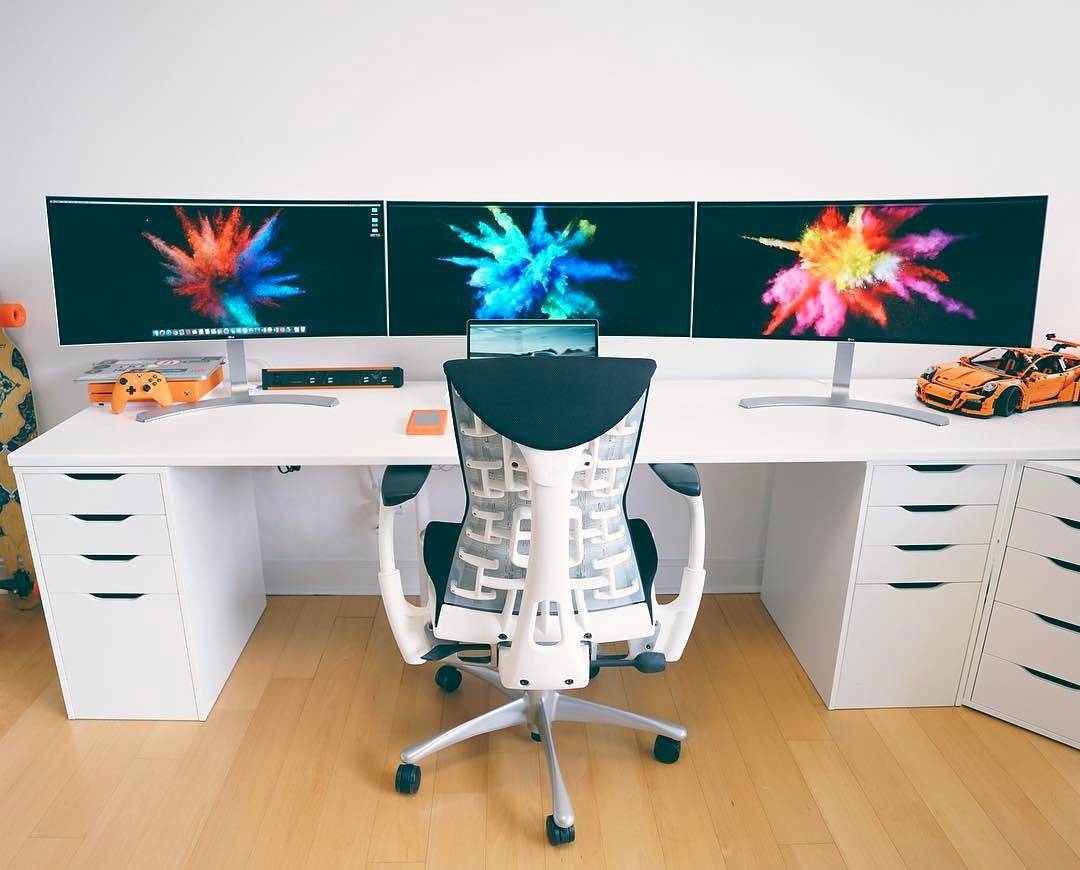 Desain Meja Komputer Gaming Terbaru