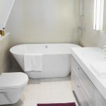 Kamar Mandi Nuansa Hotel
